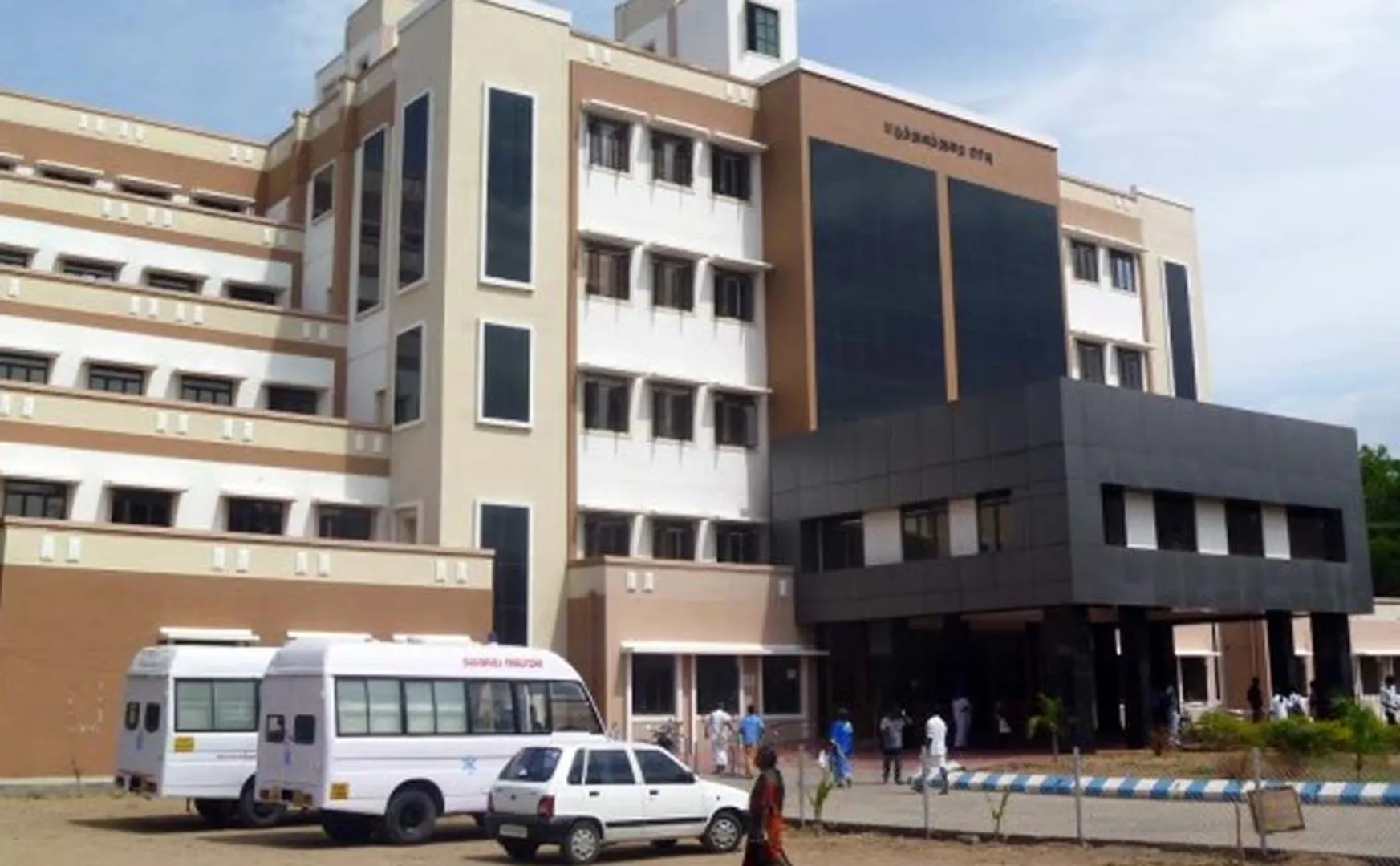 Corona Syndrome for Practitioner Female Physician? salem government hospital 